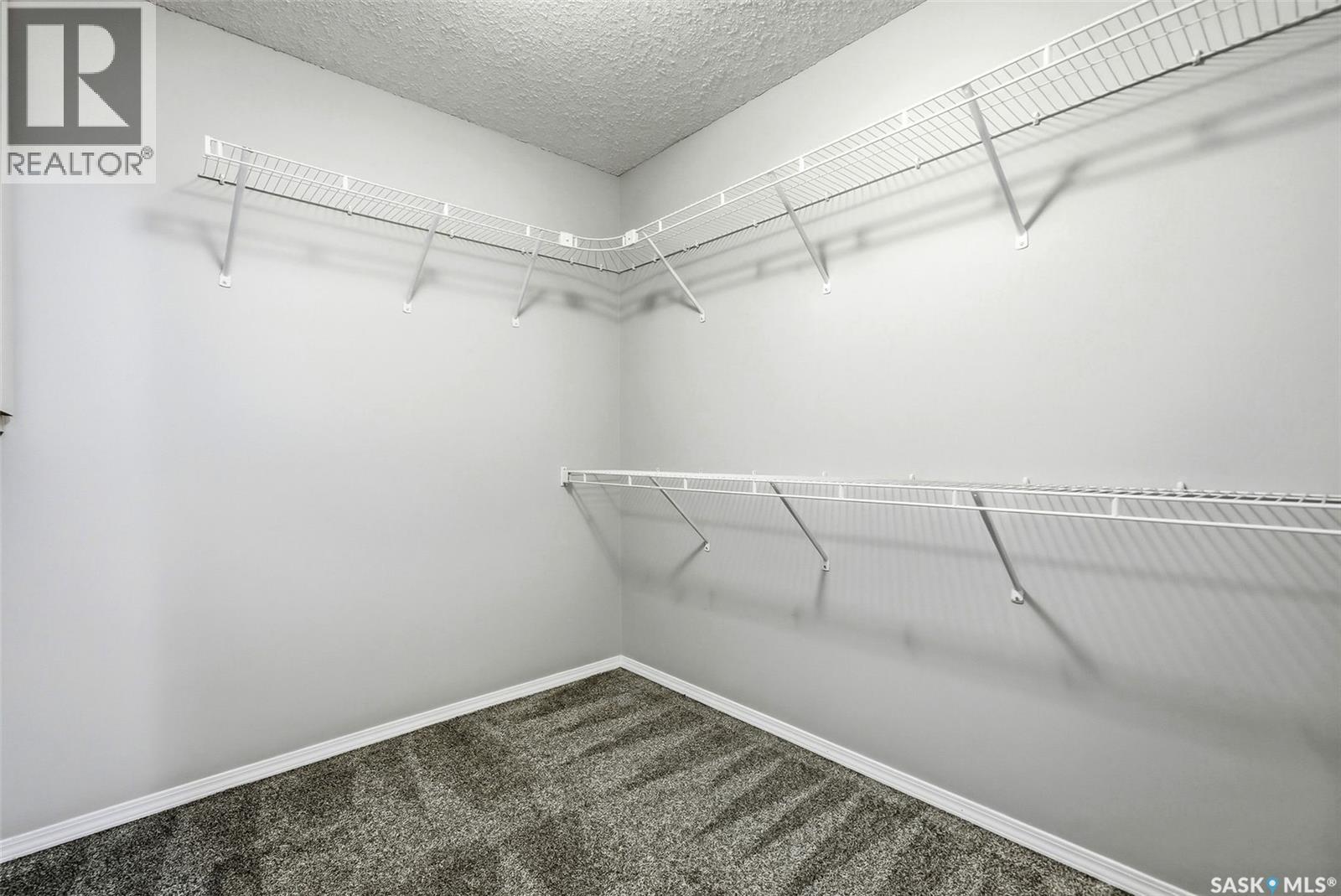 22 2751 Windsor Park Road, Regina, Saskatchewan  S4V 1H1 - Photo 25 - SK028010