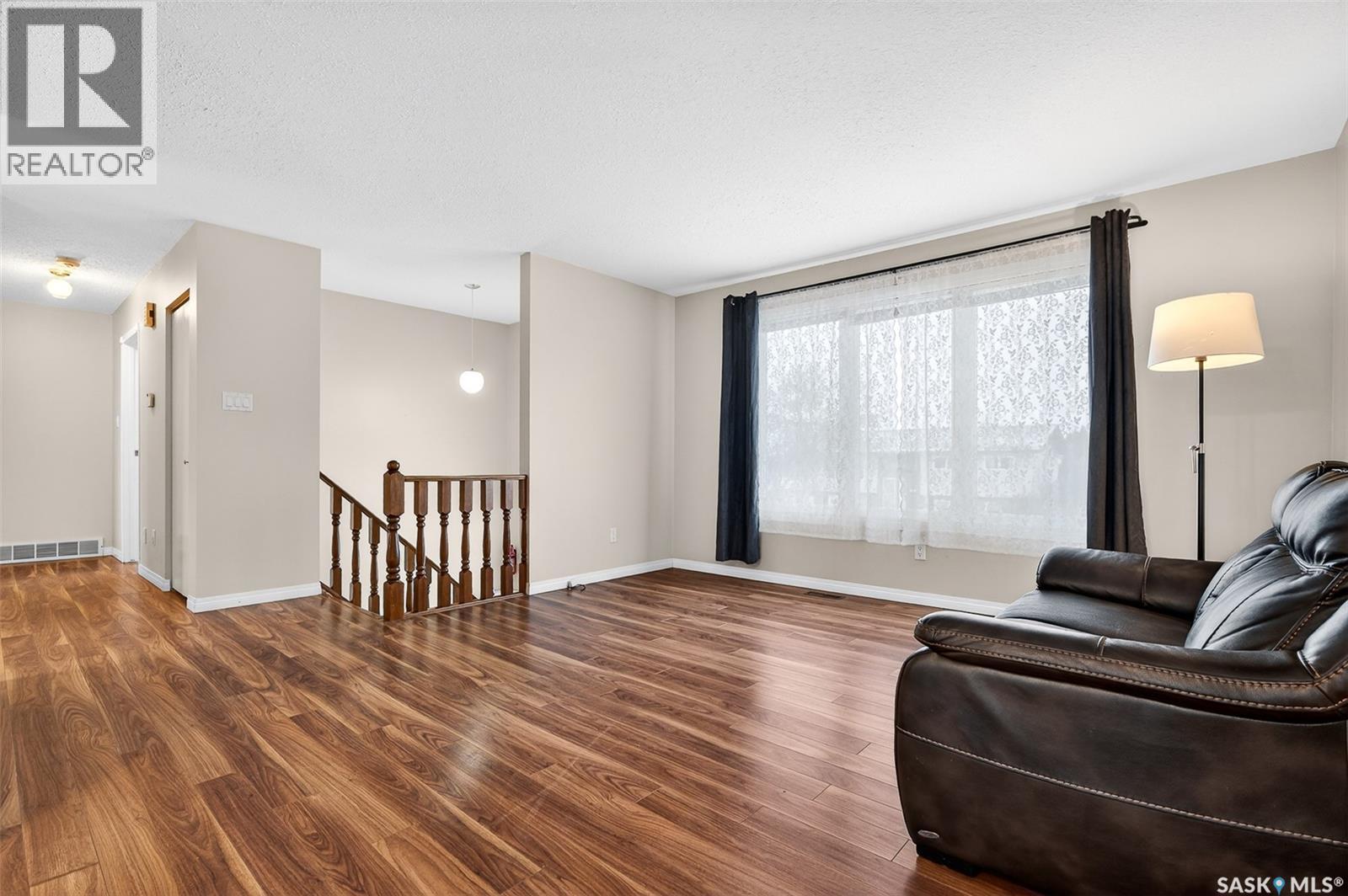 1641 Smith Street, Moose Jaw, Saskatchewan  S6K 1A7 - Photo 8 - SK028004