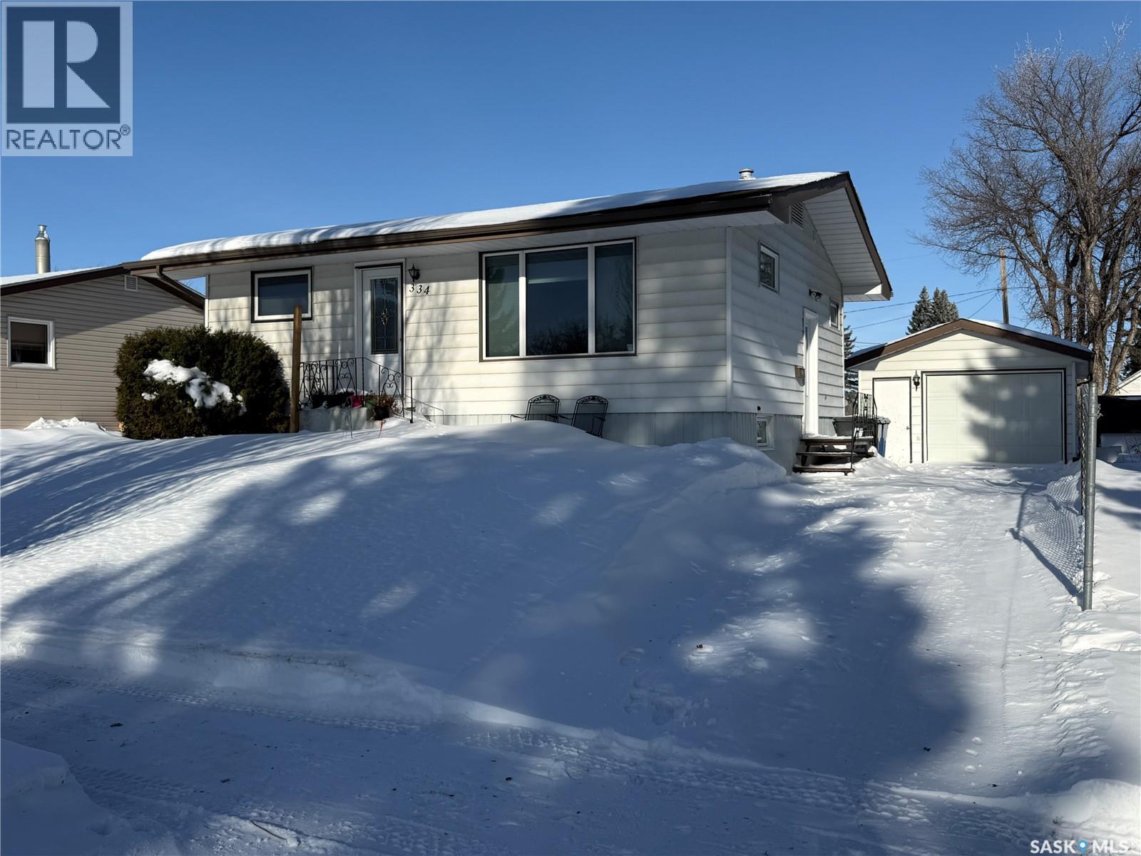 334 9th AVENUE W, melville, Saskatchewan