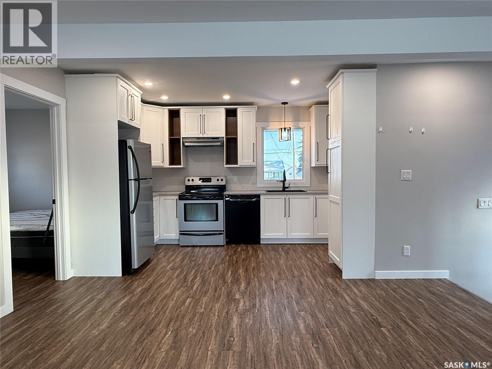 334 9th Avenue W, Melville, Saskatchewan  S0A 2P0 - Photo 6 - SK027998