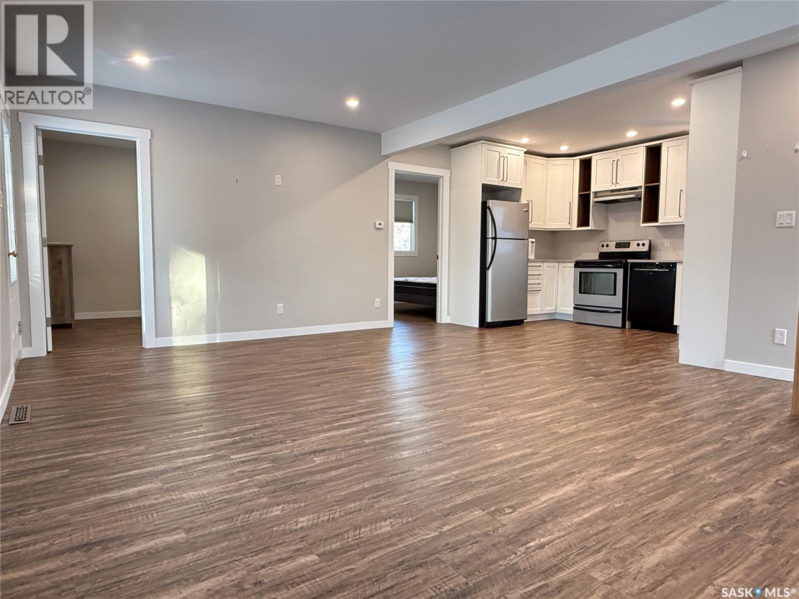 334 9th Avenue W, Melville, Saskatchewan  S0A 2P0 - Photo 7 - SK027998