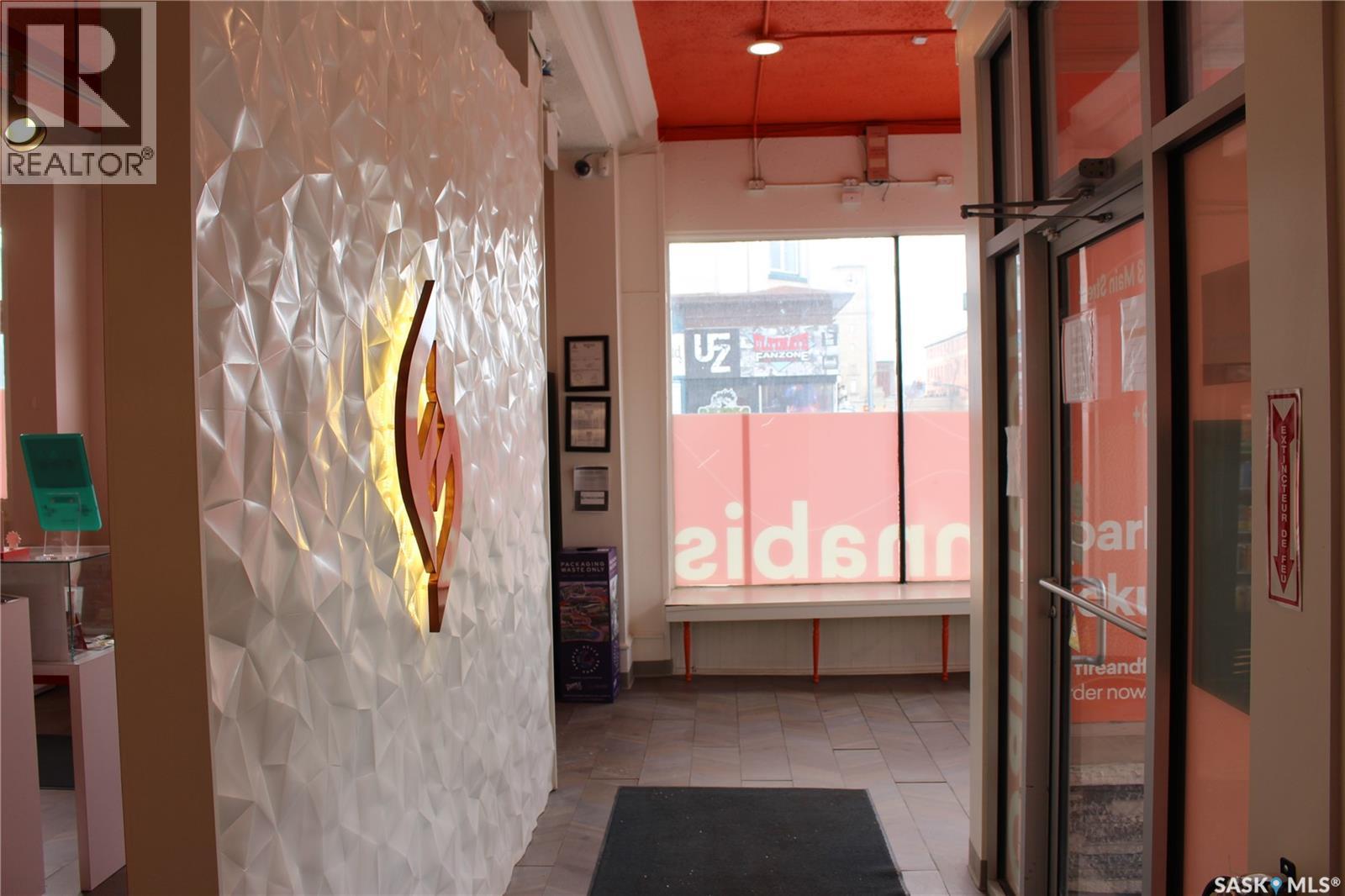 103 Main Street N, Moose Jaw, Saskatchewan  S6H 0V9 - Photo 8 - SK027924