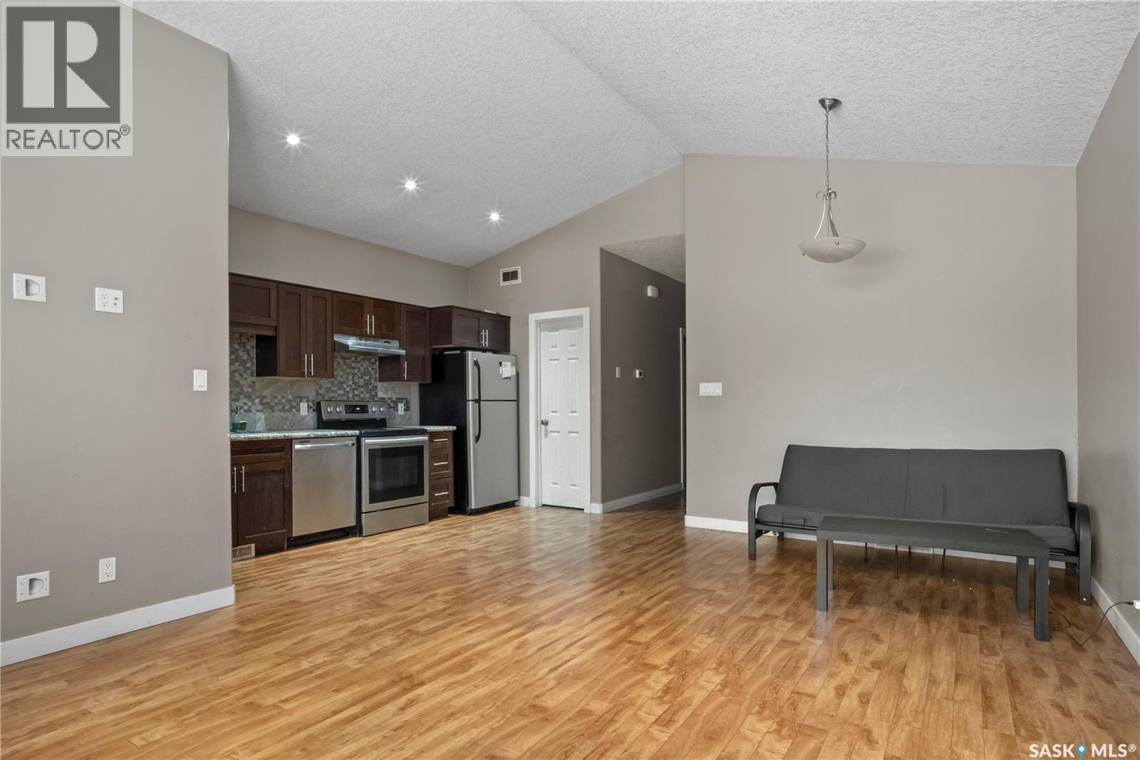 1241 Pasqua Street, Regina, Saskatchewan  S4T 4L3 - Photo 6 - SK027909