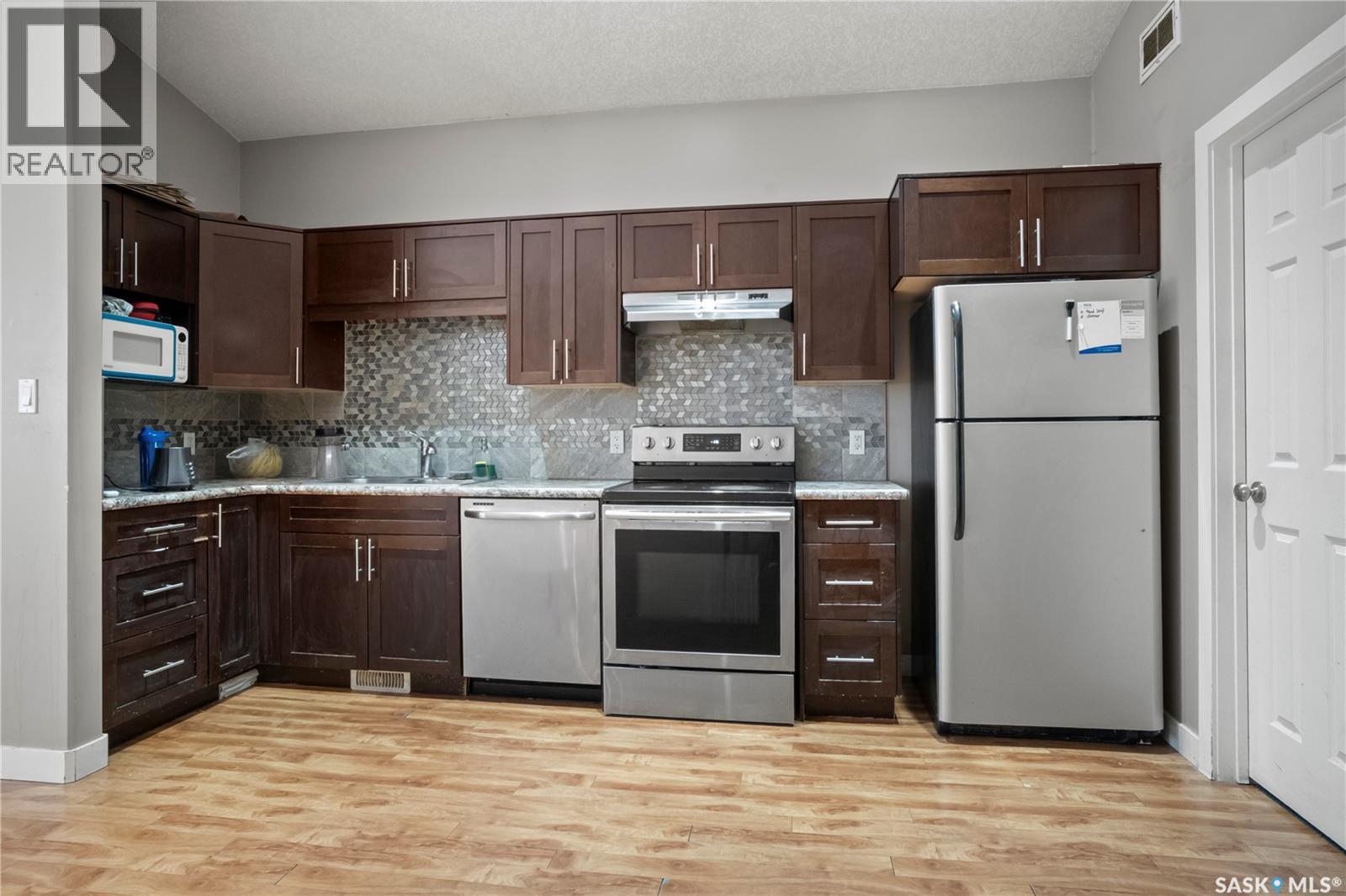 1241 Pasqua Street, Regina, Saskatchewan  S4T 4L3 - Photo 8 - SK027909