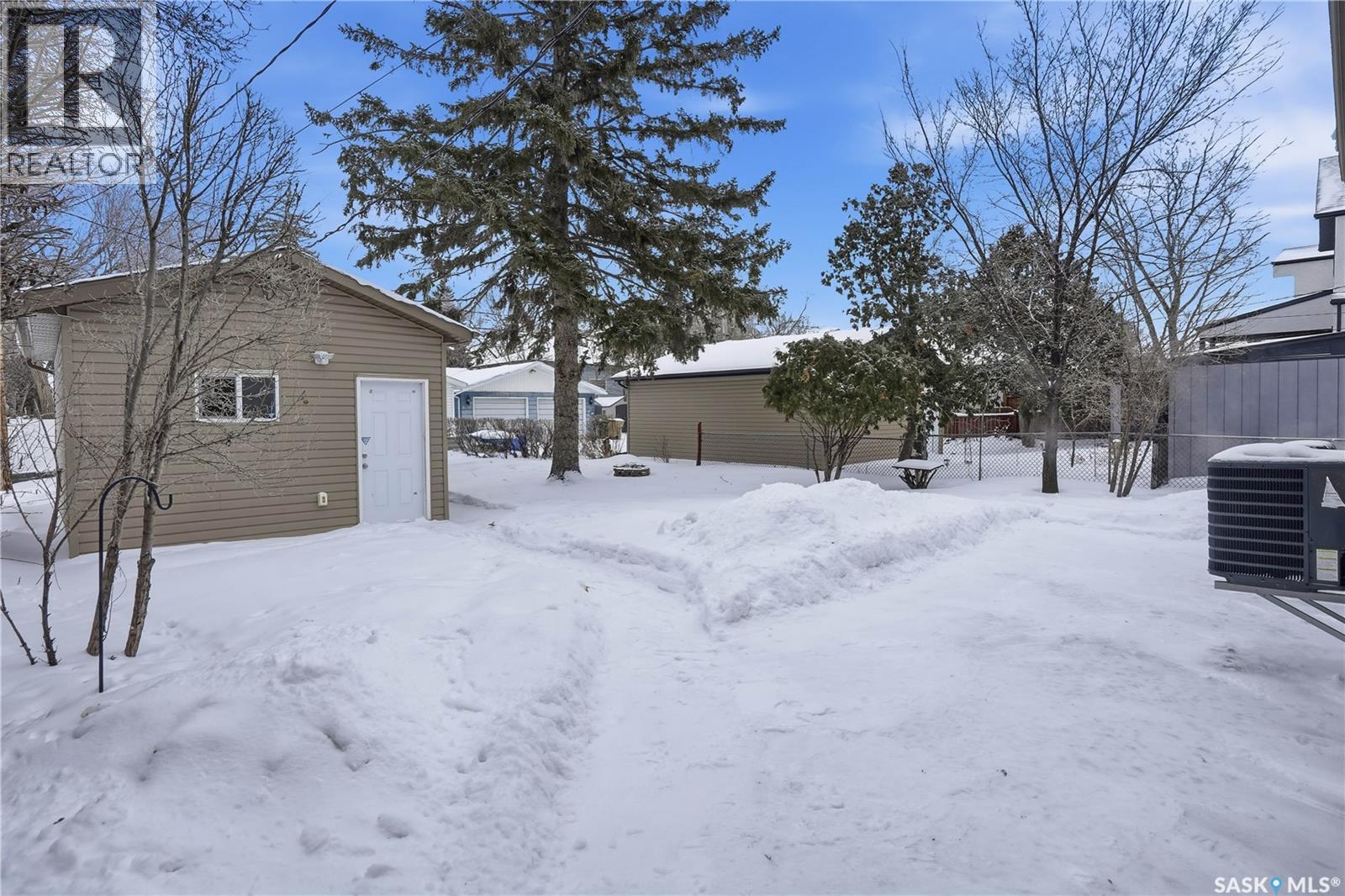 3265 Robinson Street, Regina, Saskatchewan  S4S 1V8 - Photo 36 - SK027901