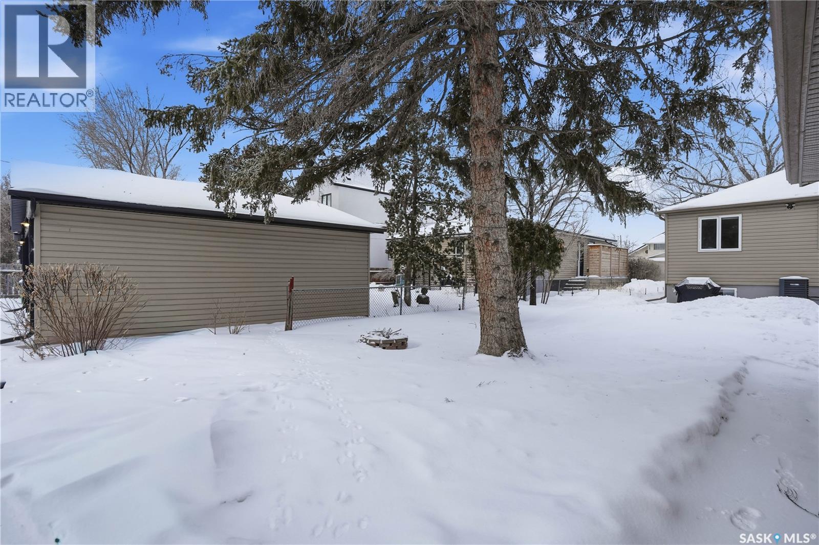 3265 Robinson Street, Regina, Saskatchewan  S4S 1V8 - Photo 40 - SK027901