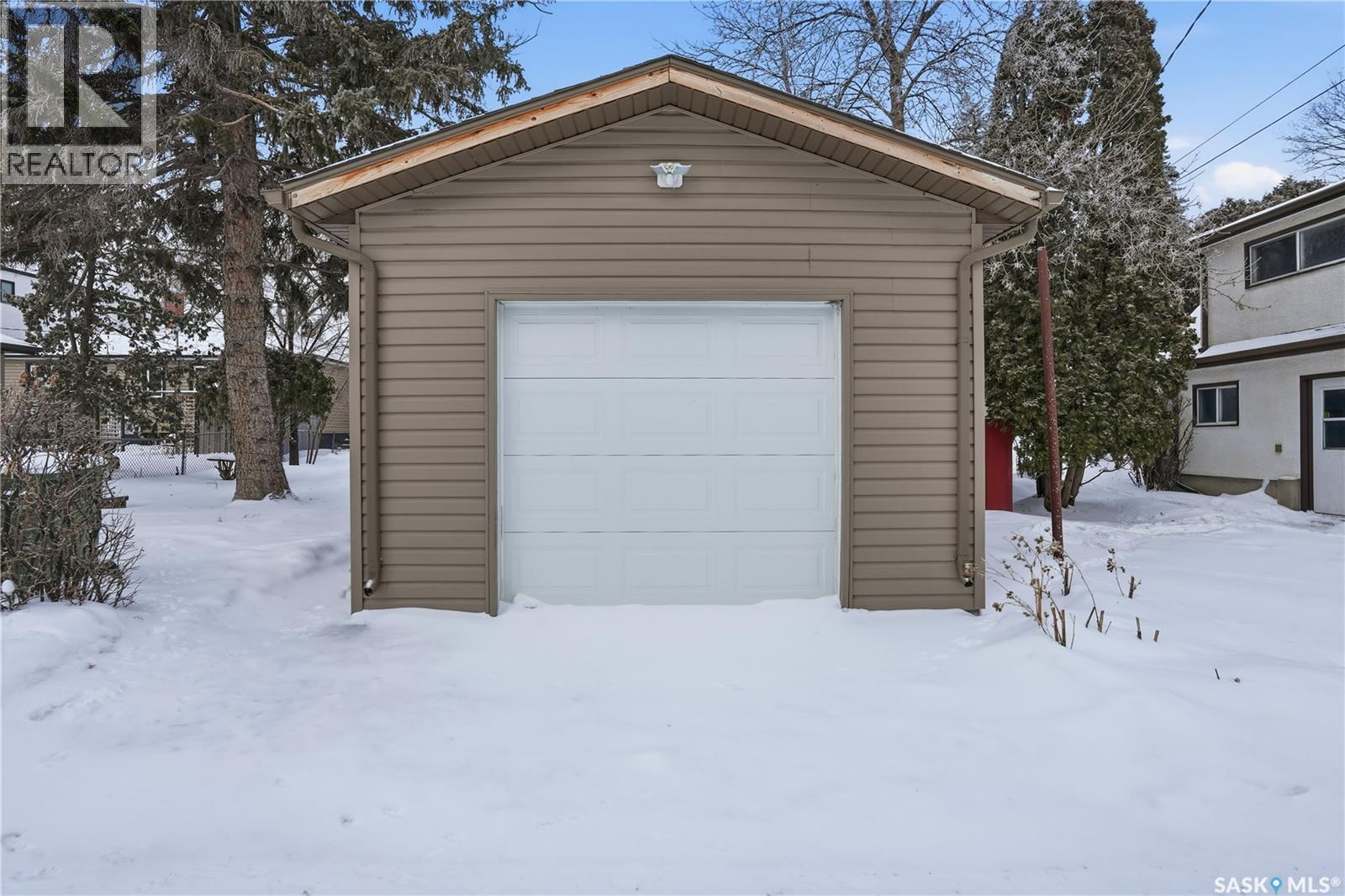 3265 Robinson Street, Regina, Saskatchewan  S4S 1V8 - Photo 43 - SK027901