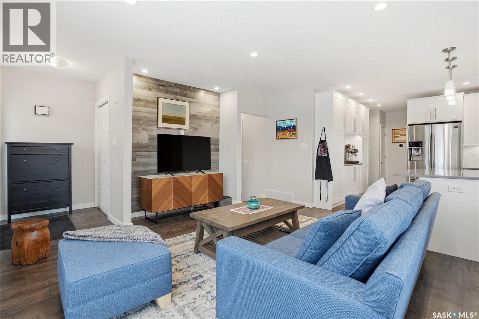 3265 Robinson Street, Regina, Saskatchewan  S4S 1V8 - Photo 5 - SK027901