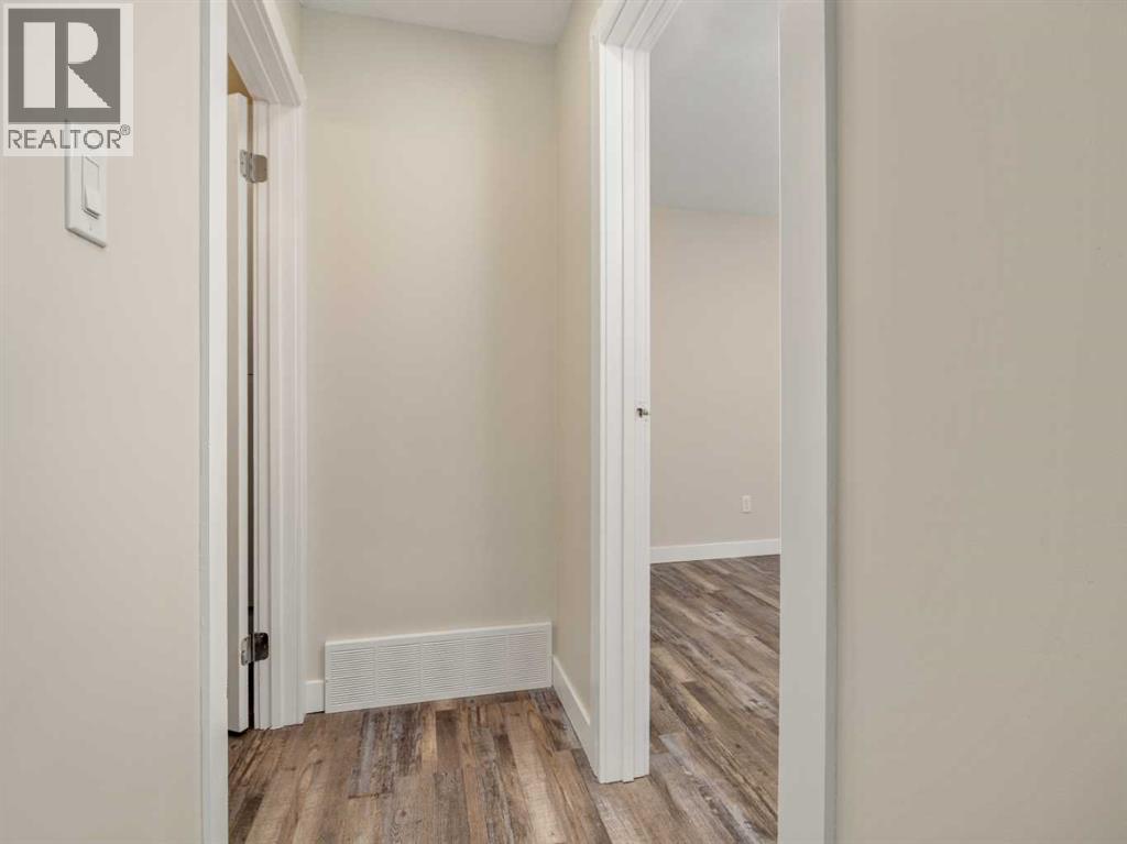 957 12 St  S, Lethbridge, Alberta  T1J 2S8 - Photo 13 - A2282726