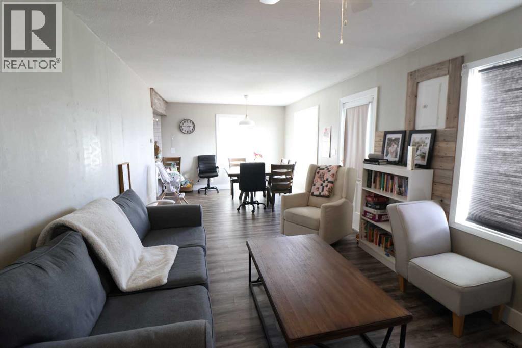 5009 41 Ave, Taber, Alberta  T0K 1A7 - Photo 10 - A2284090