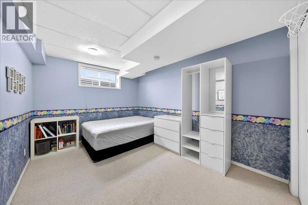 210 Shawinigan Way Sw, Calgary, Alberta  T2Y 2W3 - Photo 26 - A2284079