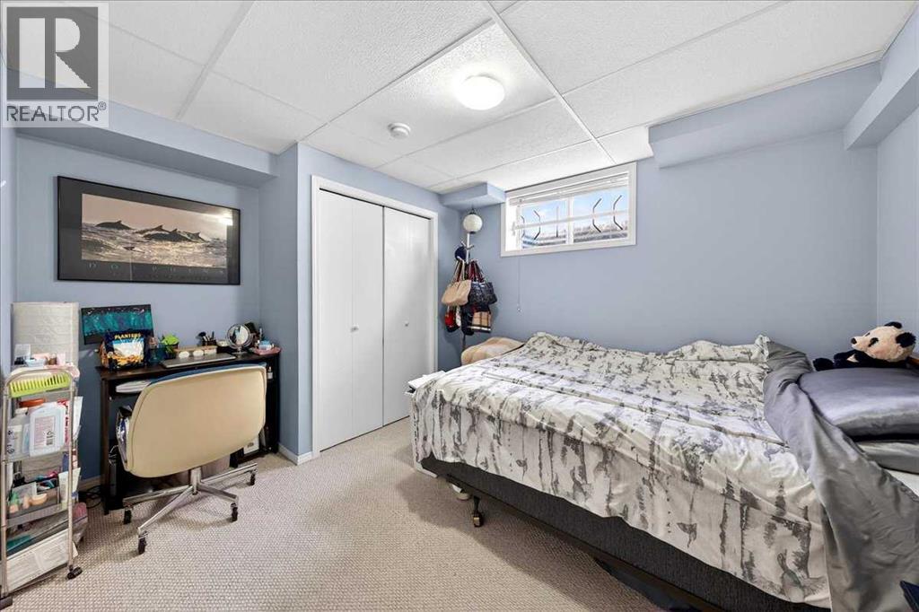 210 Shawinigan Way Sw, Calgary, Alberta  T2Y 2W3 - Photo 25 - A2284079