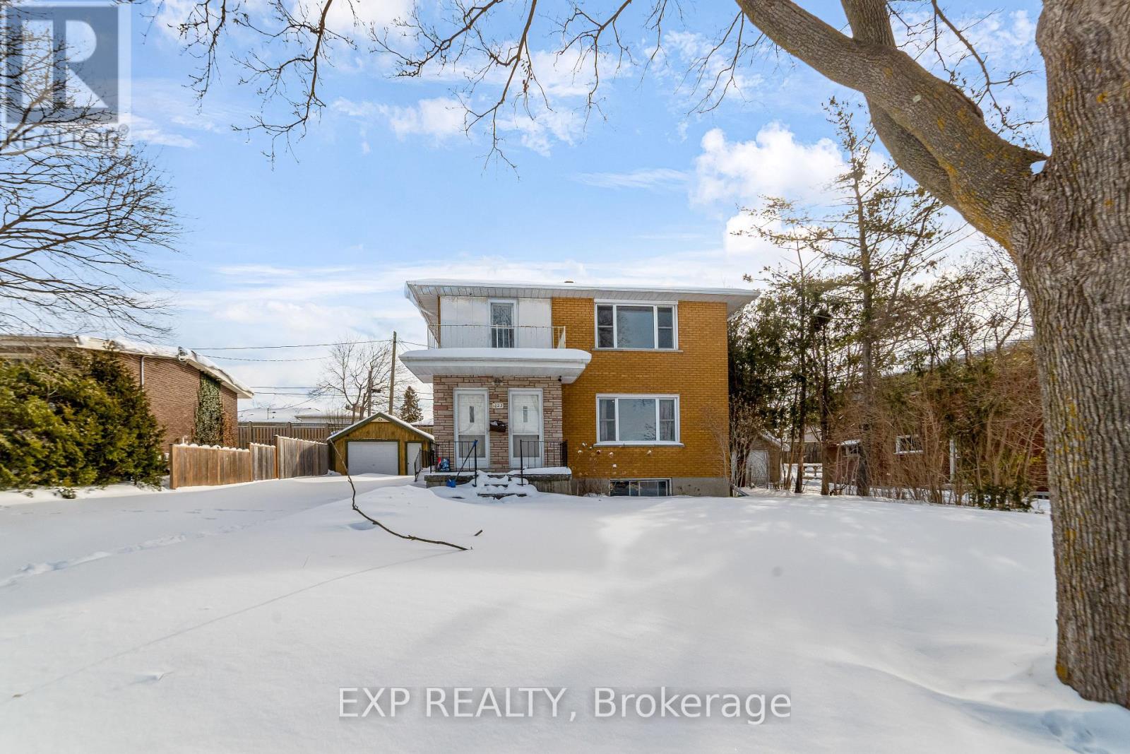 UPPER UNIT - 1023 EAGLE DRIVE, London South, Ontario