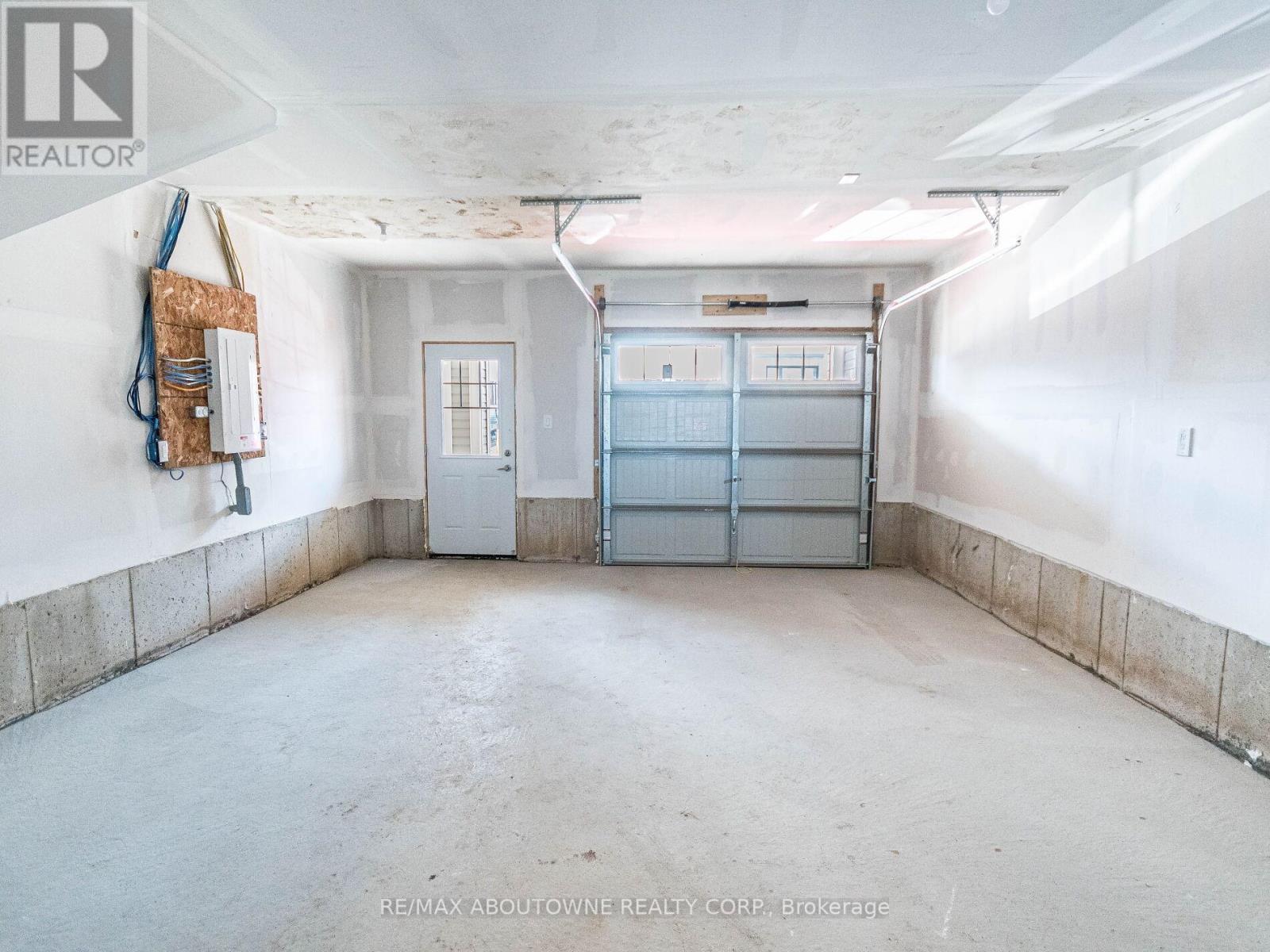 81 Melody Lane, Thorold, Ontario  L3B 0L4 - Photo 37 - X12761294