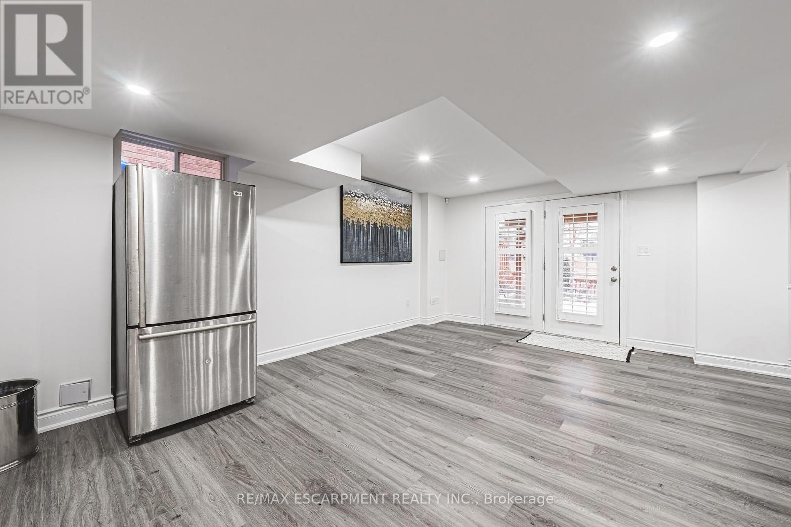 60 Golden Hawk Drive, Hamilton, Ontario  L8B 1W9 - Photo 32 - X12761346