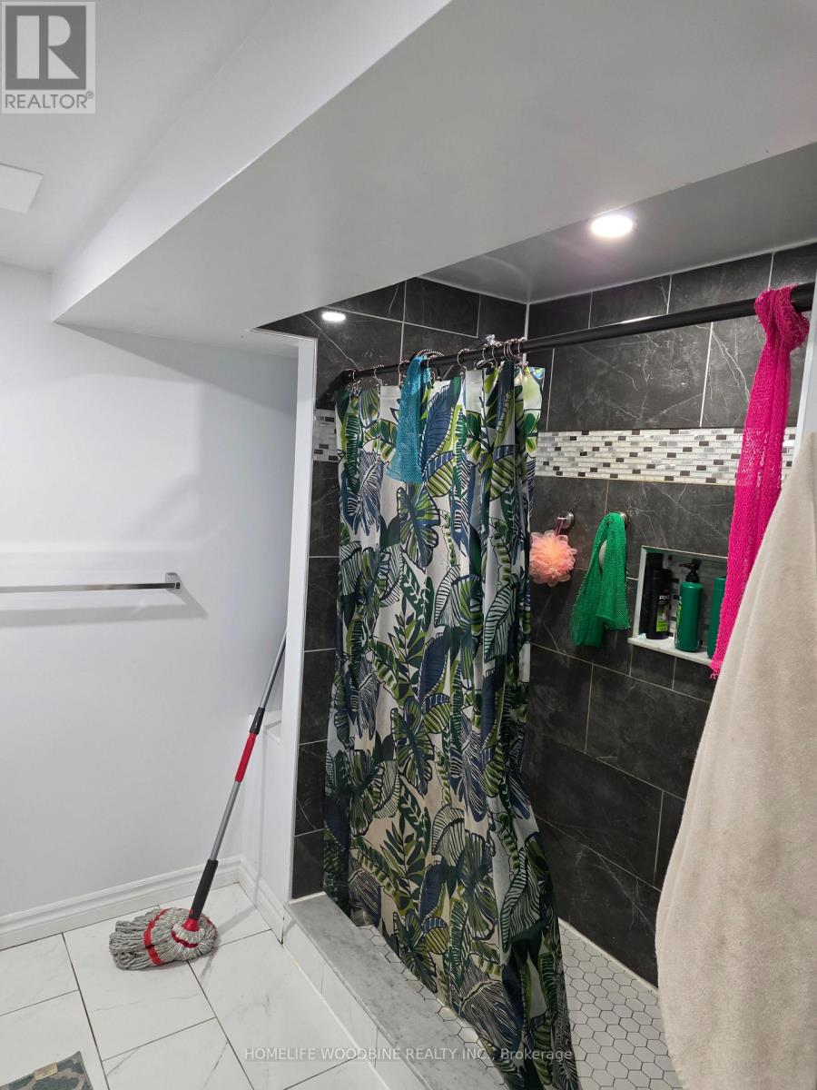 2 Rideau Crescent, Hamilton, Ontario  L8T 2S9 - Photo 15 - X12761426