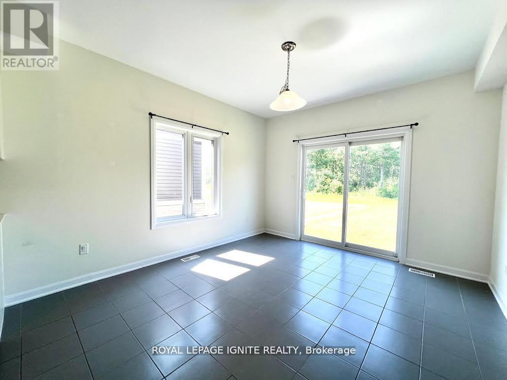 126 Gildersleeve Boulevard, Loyalist, Ontario  K0H 1G0 - Photo 9 - X12761448