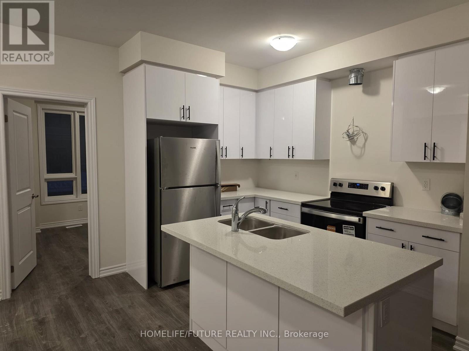 166 Alcorn Drive, Kawartha Lakes, Ontario  K9V 0T2 - Photo 3 - X12761480