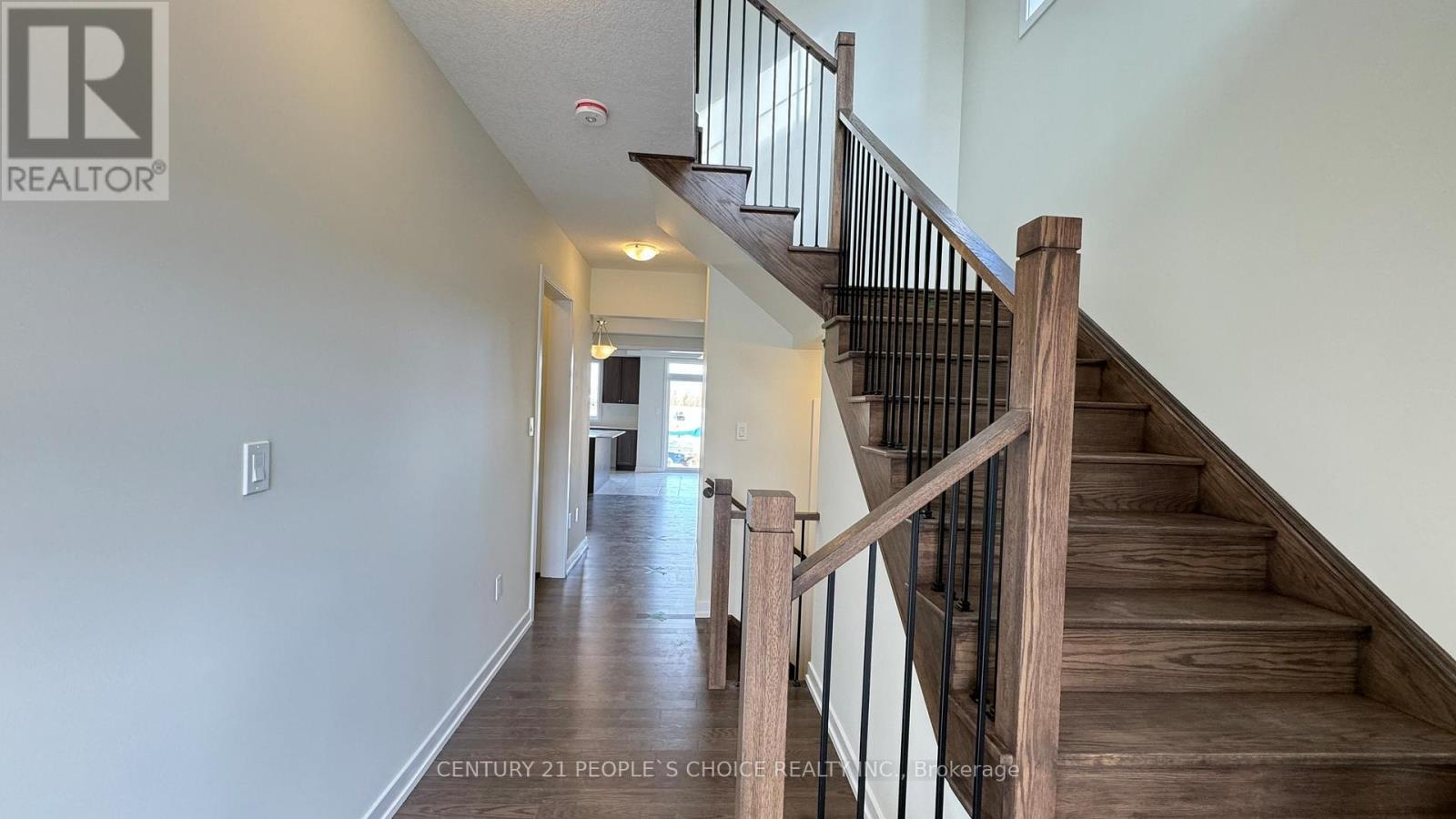 19 Shrubsall Street, Cambridge, Ontario  N1T 0G9 - Photo 4 - X12761570