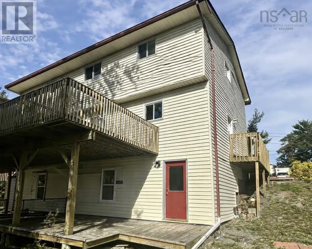 20 Judy Avenue, Lower Sackville, Nova Scotia  B4E 1A7 - Photo 3 - 202602182