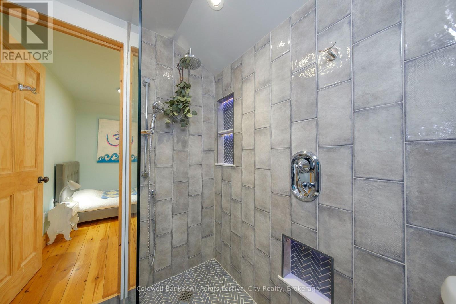 511 Havelock Street, Huron-Kinloss, Ontario  N0G 2H0 - Photo 37 - X12372855