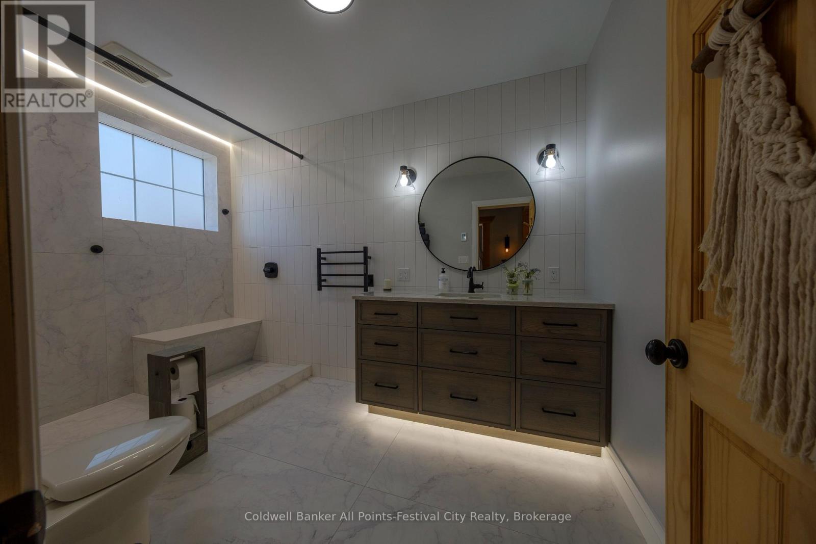 511 Havelock Street, Huron-Kinloss, Ontario  N0G 2H0 - Photo 6 - X12372855