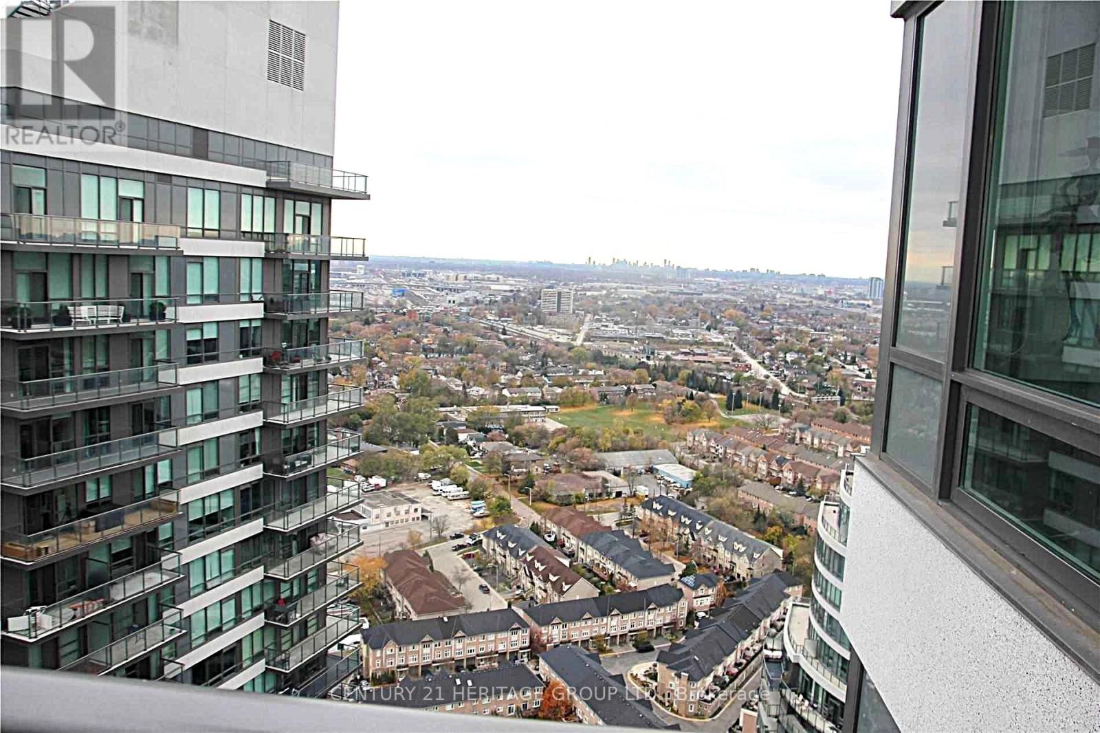 3702 - 2230 Lake Shore Boulevard W, Toronto (Mimico), Ontario  M8V 1A5 - Photo 18 - W12761076