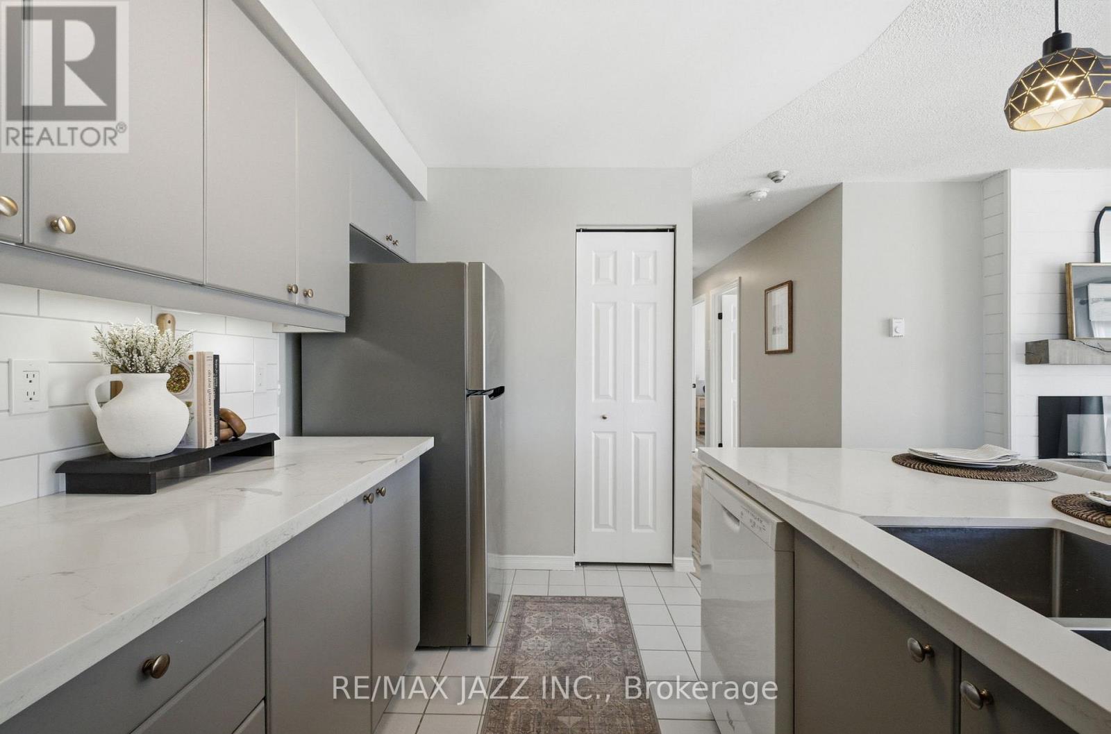 210 - 87 Aspen Springs Drive, Clarington, Ontario  L1C 5J8 - Photo 15 - E12761776