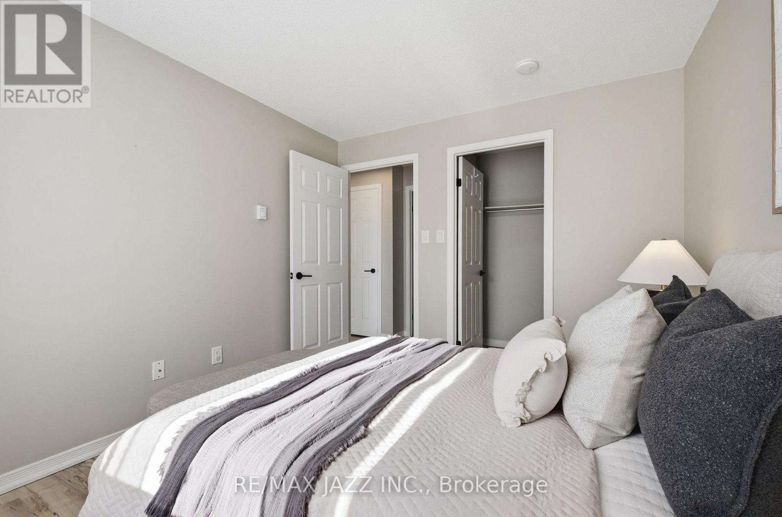 210 - 87 Aspen Springs Drive, Clarington, Ontario  L1C 5J8 - Photo 21 - E12761776