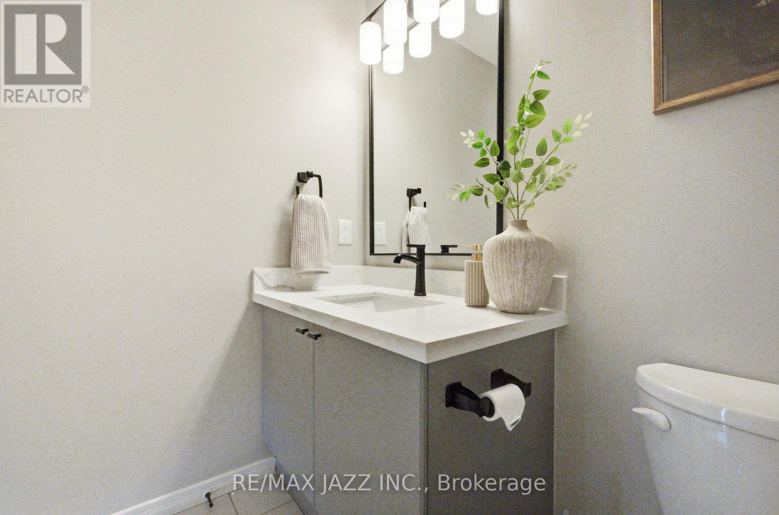 210 - 87 Aspen Springs Drive, Clarington, Ontario  L1C 5J8 - Photo 22 - E12761776