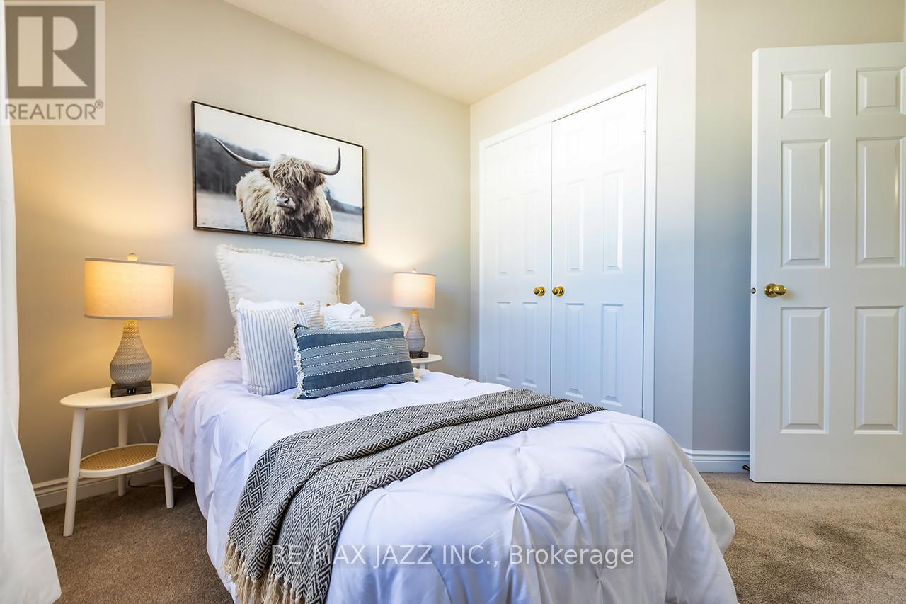 38 Newport Avenue, Clarington, Ontario  L1E 2C2 - Photo 18 - E12761822