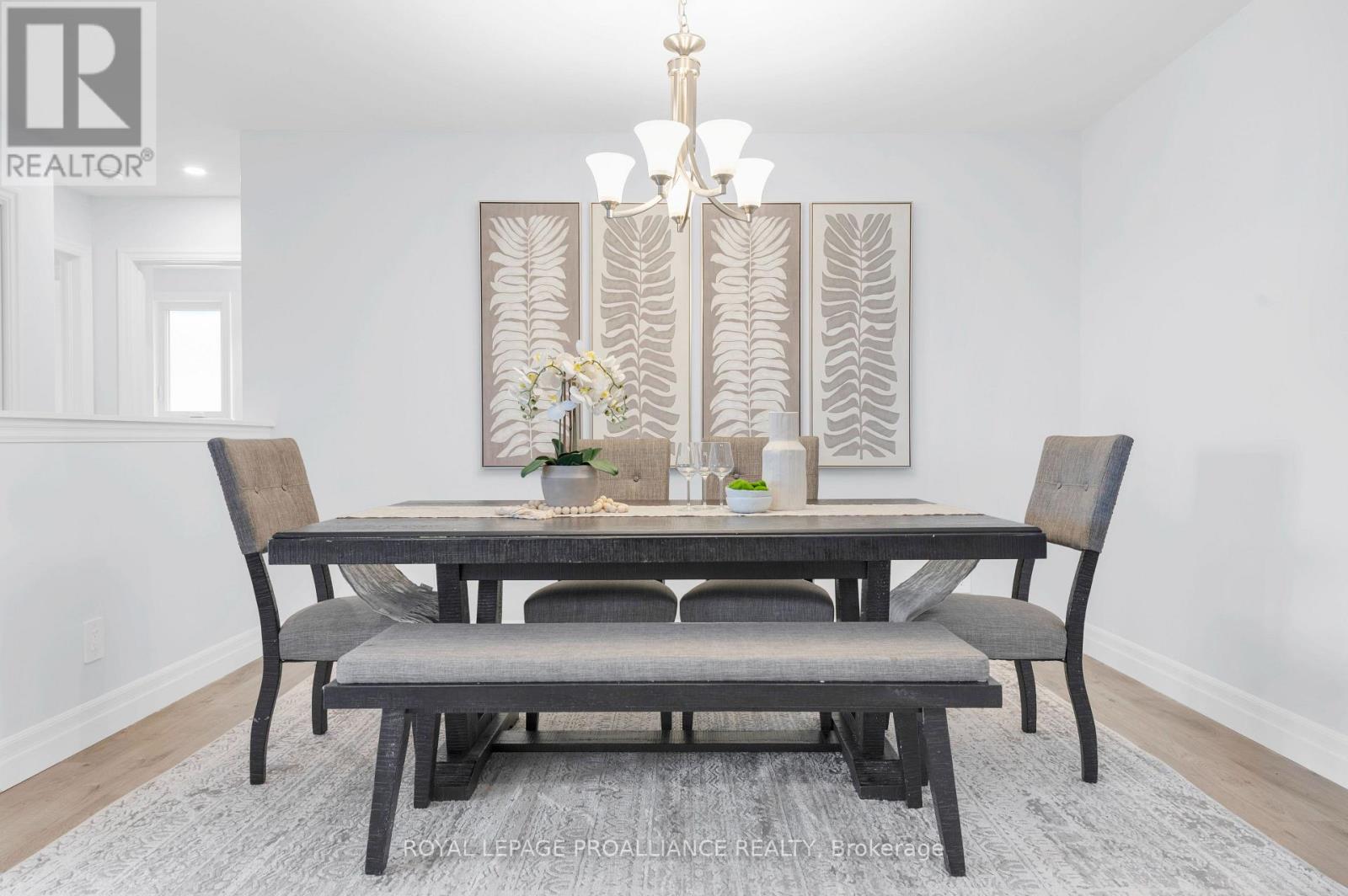 29 Cedar Park Crescent, Quinte West, Ontario  K8V 0J1 - Photo 10 - X12761864