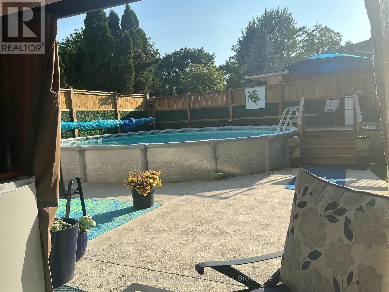 Photo 40 of 43 for 425 William Street