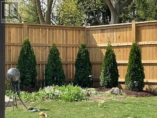 Photo 42 of 43 for 425 William Street