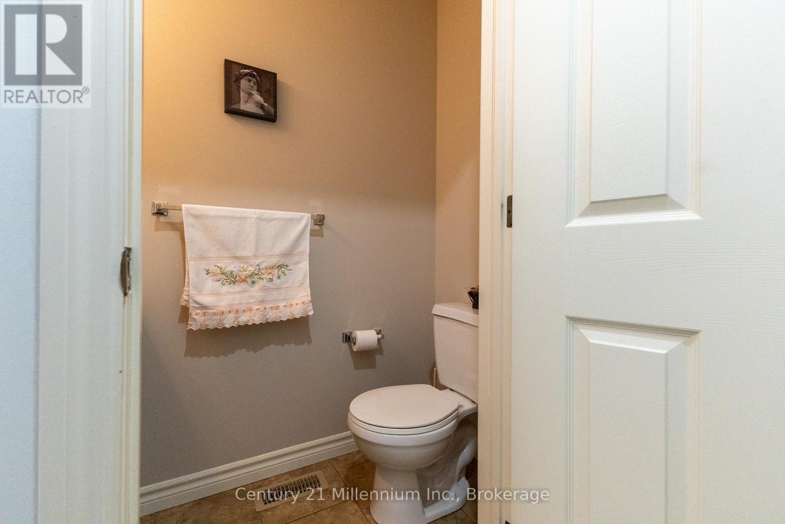 243 Stickel Street, Saugeen Shores, Ontario  N0H 2C1 - Photo 6 - X12761924