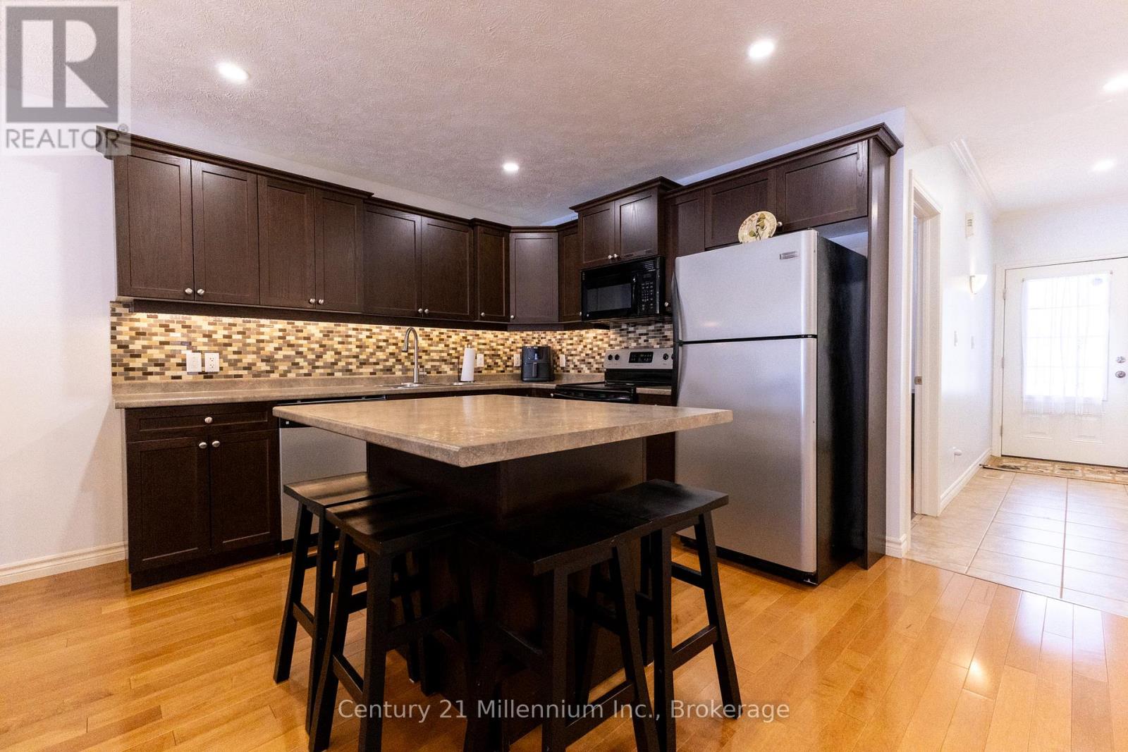 243 Stickel Street, Saugeen Shores, Ontario  N0H 2C1 - Photo 8 - X12761924