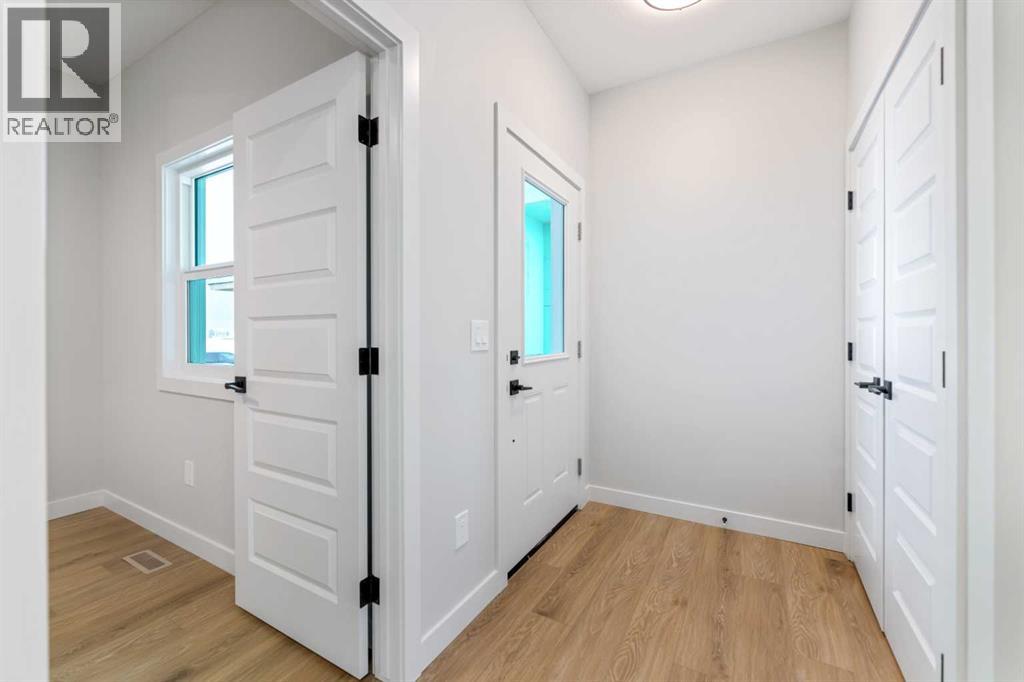 291 Waterford Road, Chestermere, Alberta  T1X 3B3 - Photo 27 - A2267645