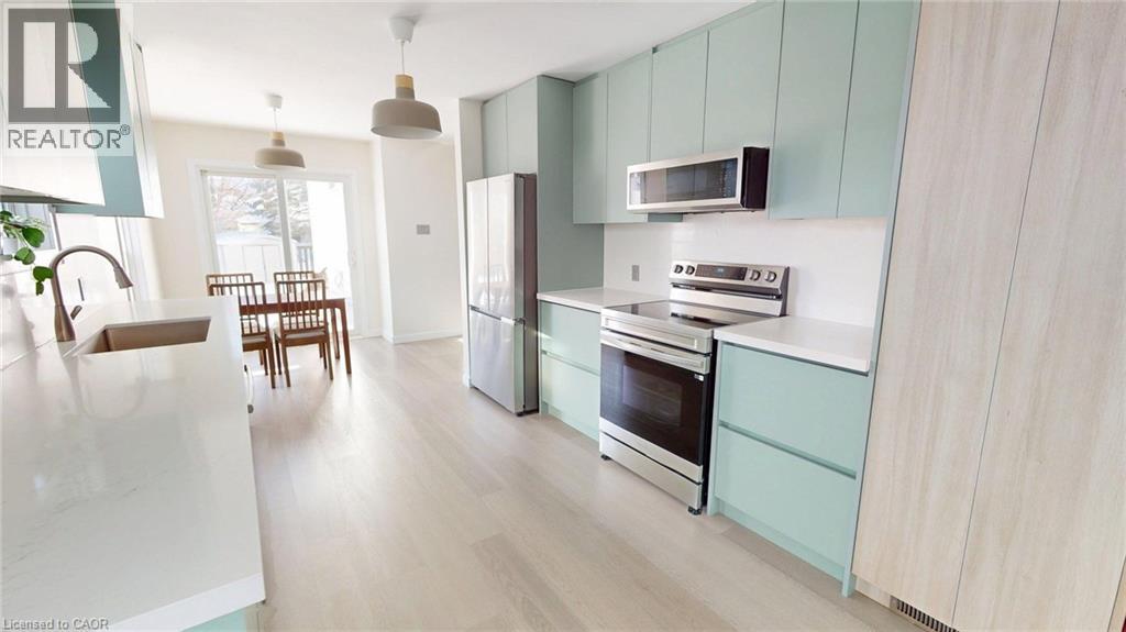 707 Jacob Lane, Waterloo, Ontario  N2V 2A7 - Photo 5 - 40798869