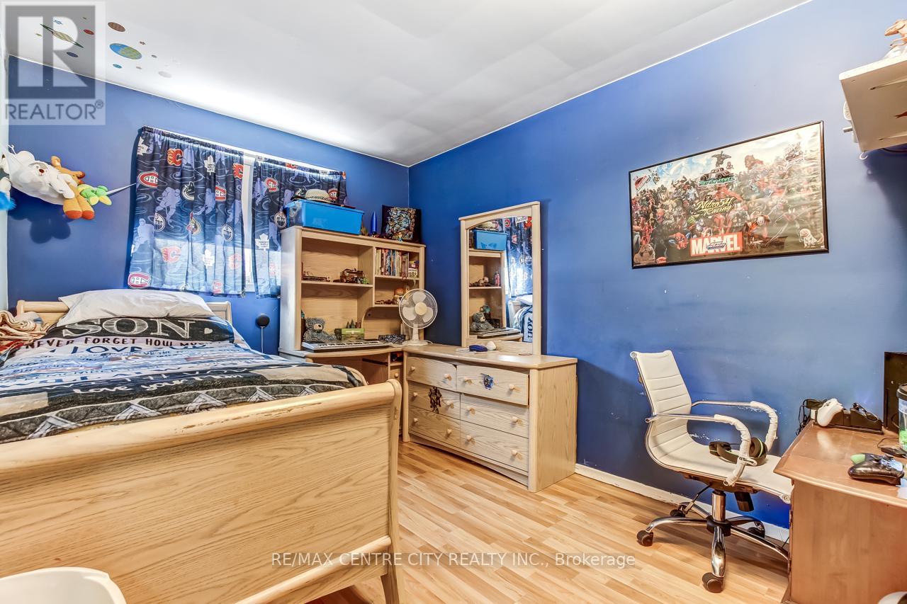 186 Centre Street, St. Thomas, Ontario  N5R 3A4 - Photo 13 - X12761786