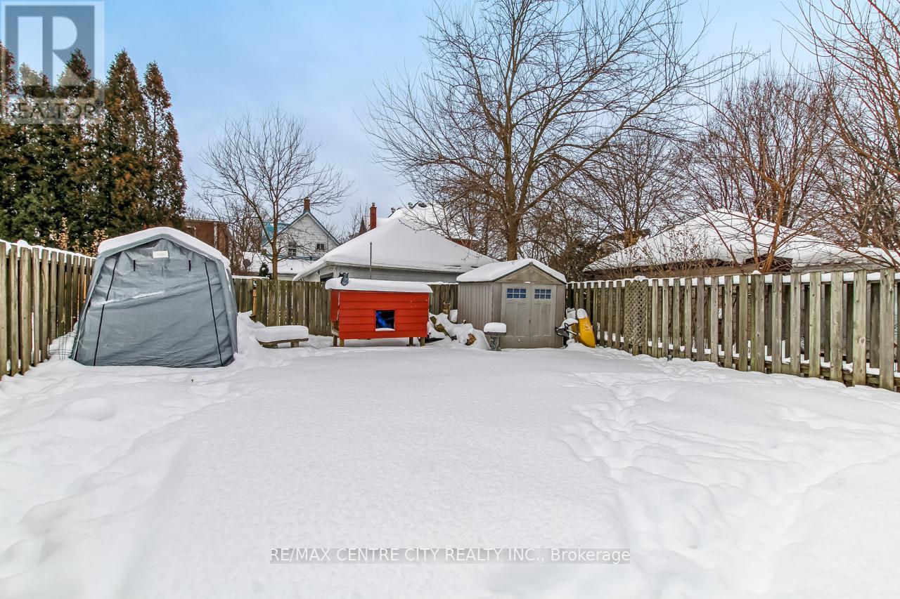 186 Centre Street, St. Thomas, Ontario  N5R 3A4 - Photo 22 - X12761786