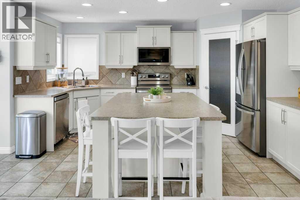 206 Chapalina Court Se, Calgary, Alberta  T2X 3X2 - Photo 6 - A2283620