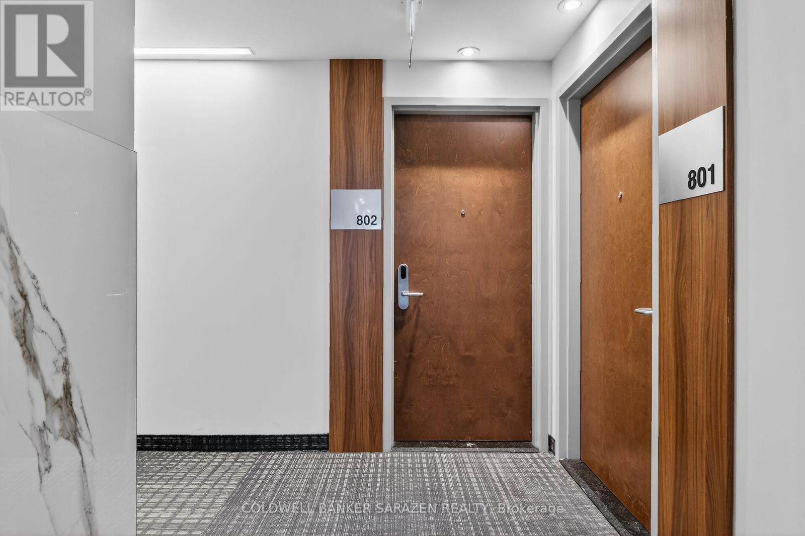 802 - 805 Carling Avenue, Ottawa, Ontario  K1S 5W9 - Photo 8 - X12761930