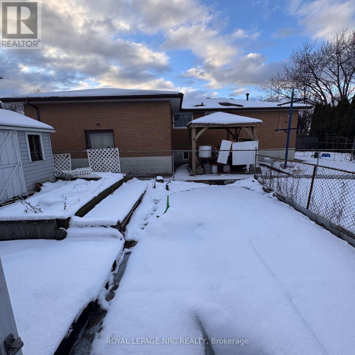 35 Eugene Street, Hamilton, Ontario  L8H 2R1 - Photo 16 - X12761806
