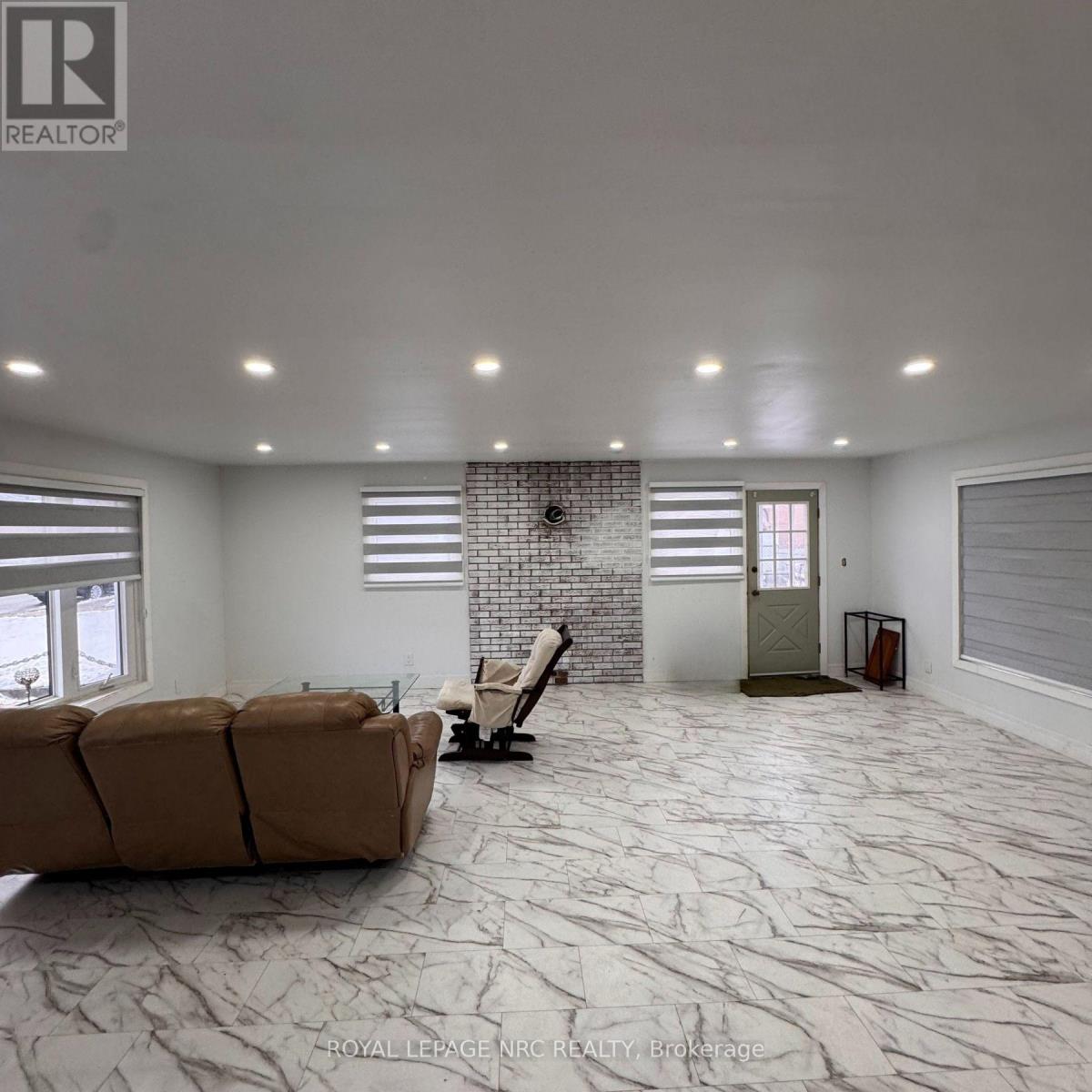 35 Eugene Street, Hamilton, Ontario  L8H 2R1 - Photo 6 - X12761806