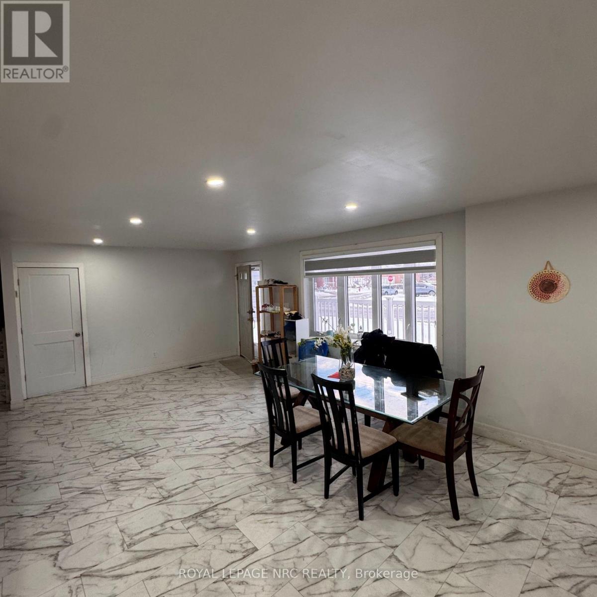 35 Eugene Street, Hamilton, Ontario  L8H 2R1 - Photo 7 - X12761806