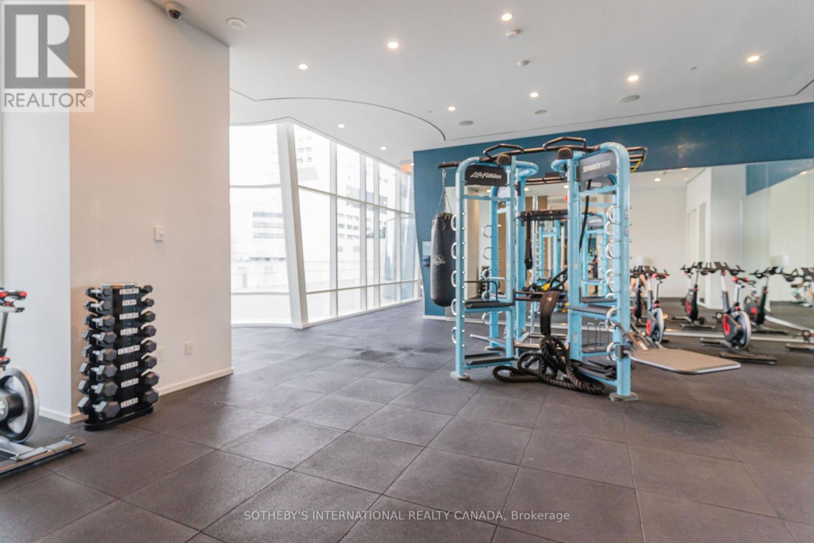 2712 - 1 Bloor Street E, Toronto, Ontario  M4W 0A8 - Photo 32 - C12761402