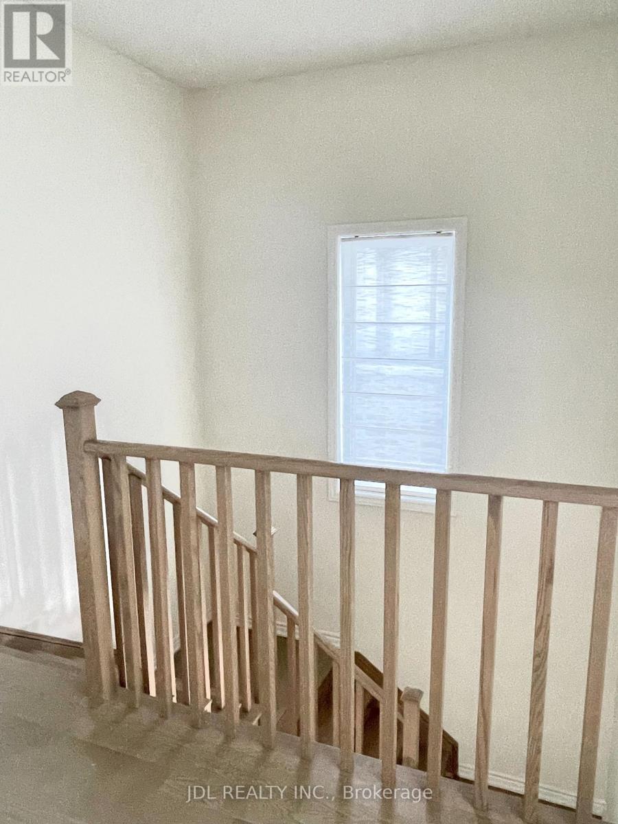 3167 Blazing Star Avenue, Pickering, Ontario  L1Y 0B3 - Photo 10 - E12761524