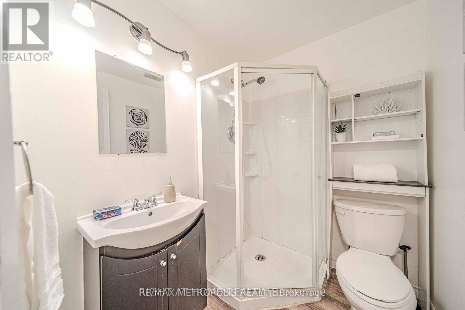 Lower - 378 Daytona Court, Oshawa (Samac), Ontario  L1K 1H9 - Photo 13 - E12757690