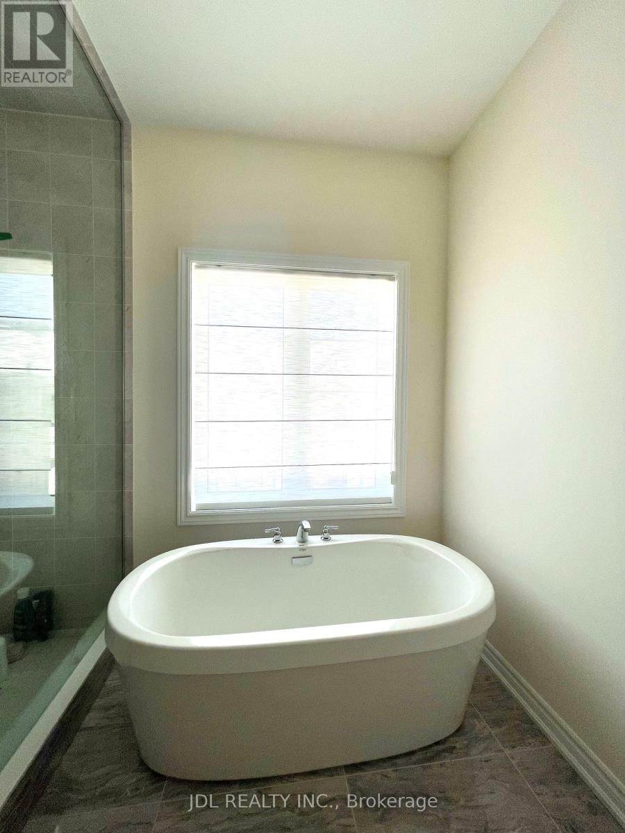 3167 Blazing Star Avenue, Pickering, Ontario  L1Y 0B3 - Photo 12 - E12761524