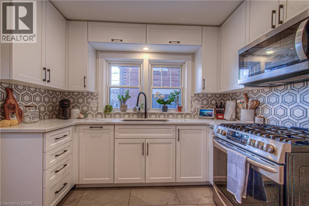 31 Stirling Avenue N, Kitchener, Ontario  N2H 3G4 - Photo 11 - 40803194